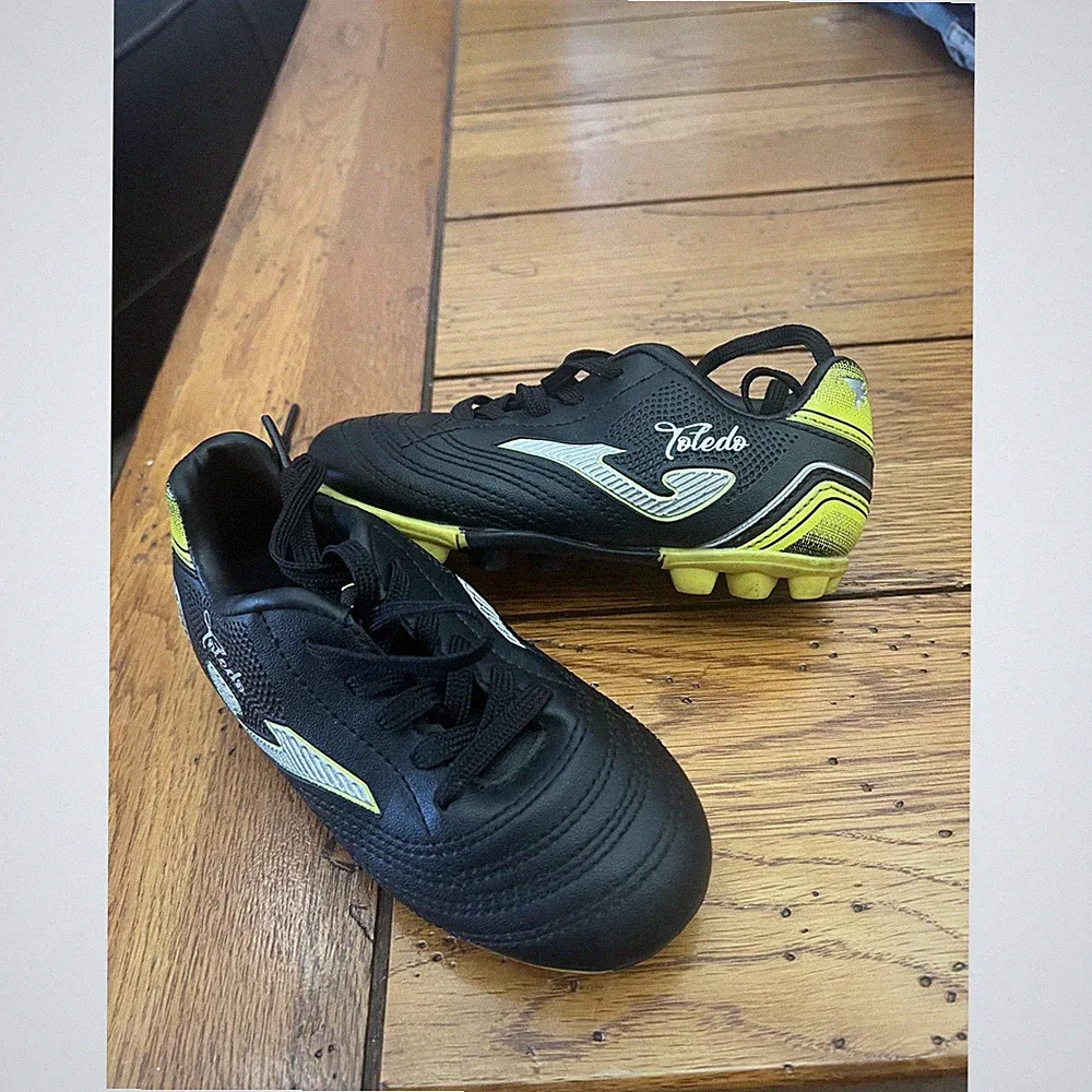 Joma Toledo Jr Soccer Cleats Black Neon Yellow Kids Size 9C TOJW2201