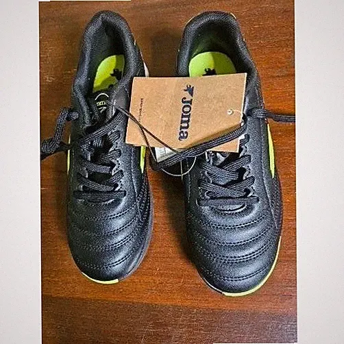 soccer cleats kids