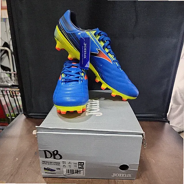 JOMA XPNDR New Mens Cleats USA Size 11