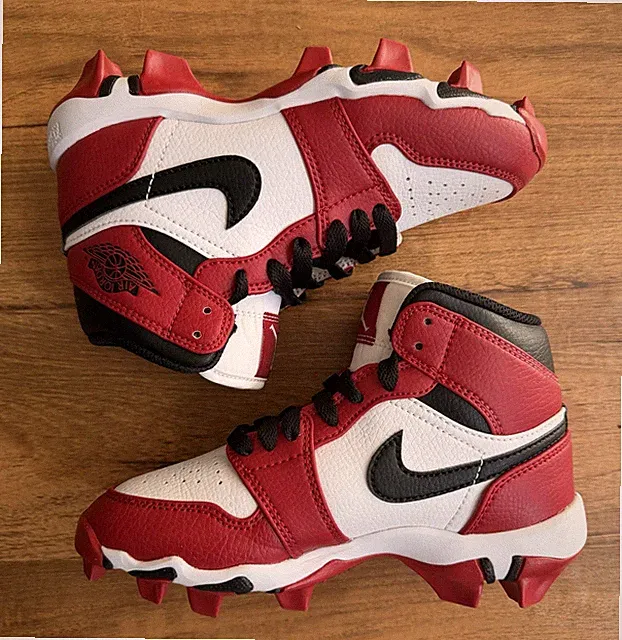 Jordan 1 Kids Mid Multisport Cleats Youth Size 1 Athletic Shoes