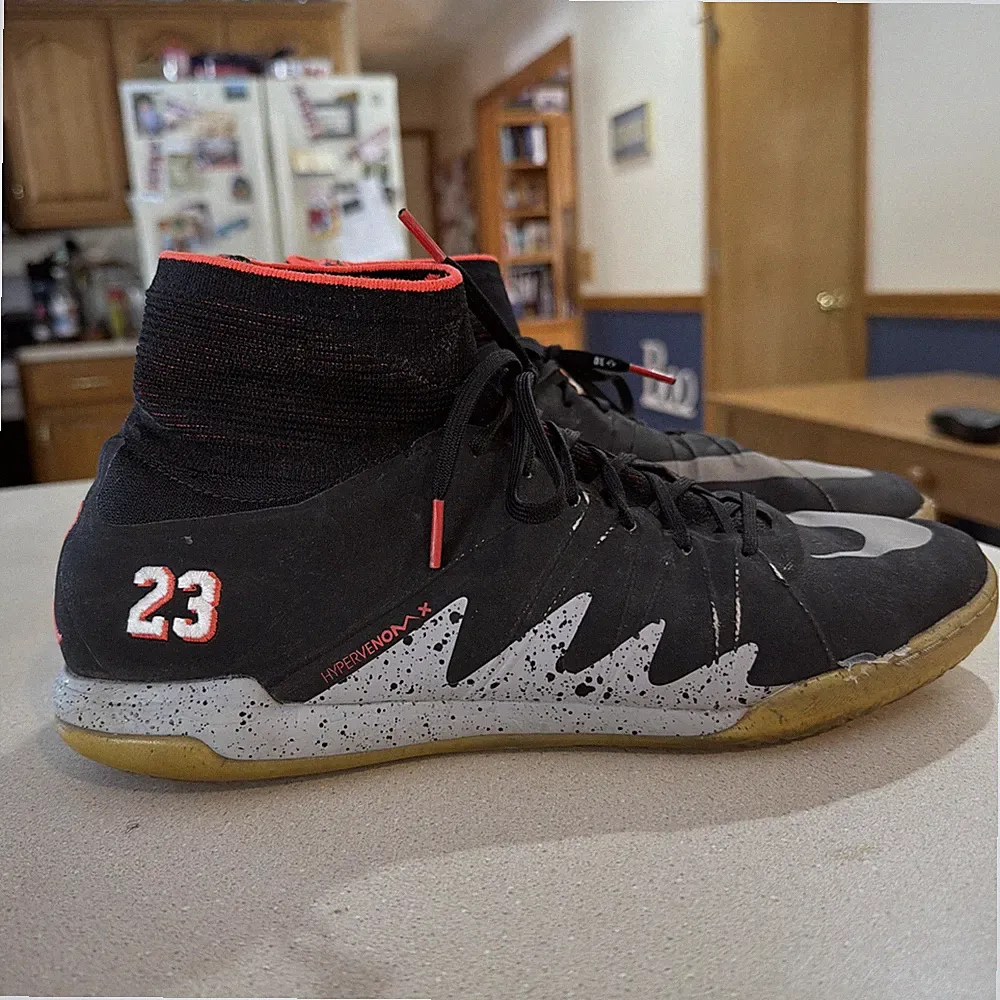 Jordan Indoor
