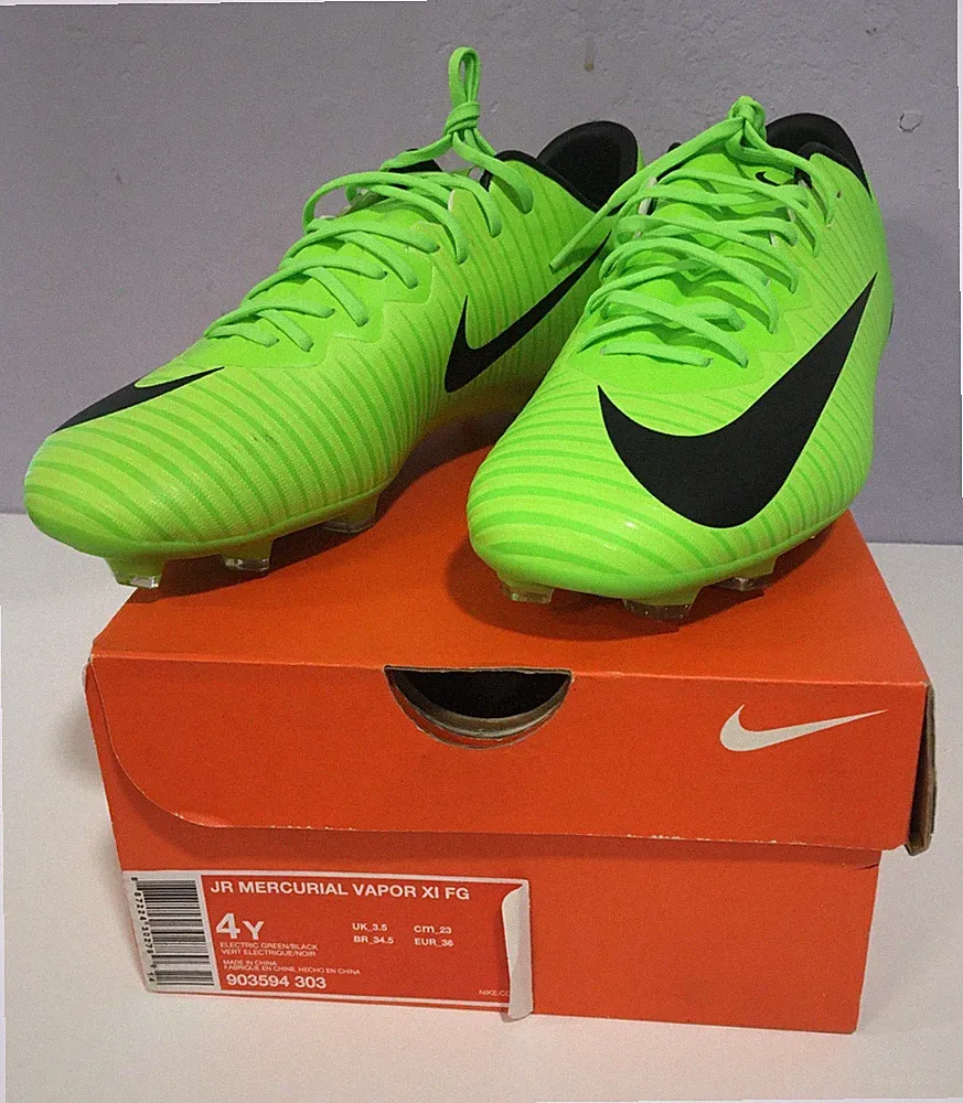 Jr. MERCURIAL NIKE VAPOR XI FG * 903594-303 * 4Y US GREEN SOCCER CLEATS 23.5 Cm