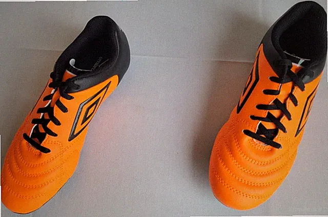 Junior Size 5.5 Orange/Black/White Umbro Classico XI FG Soccer Cleats 81880U DKD