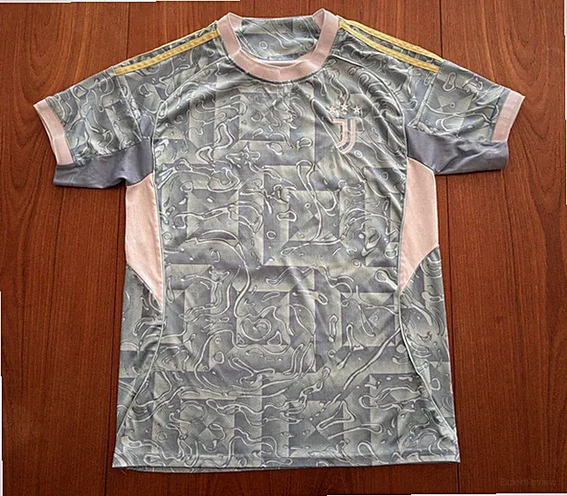Juventus FC Futbol Soccer Jersey Men’s Size Small Joshua #20 Blue Pink Yellow