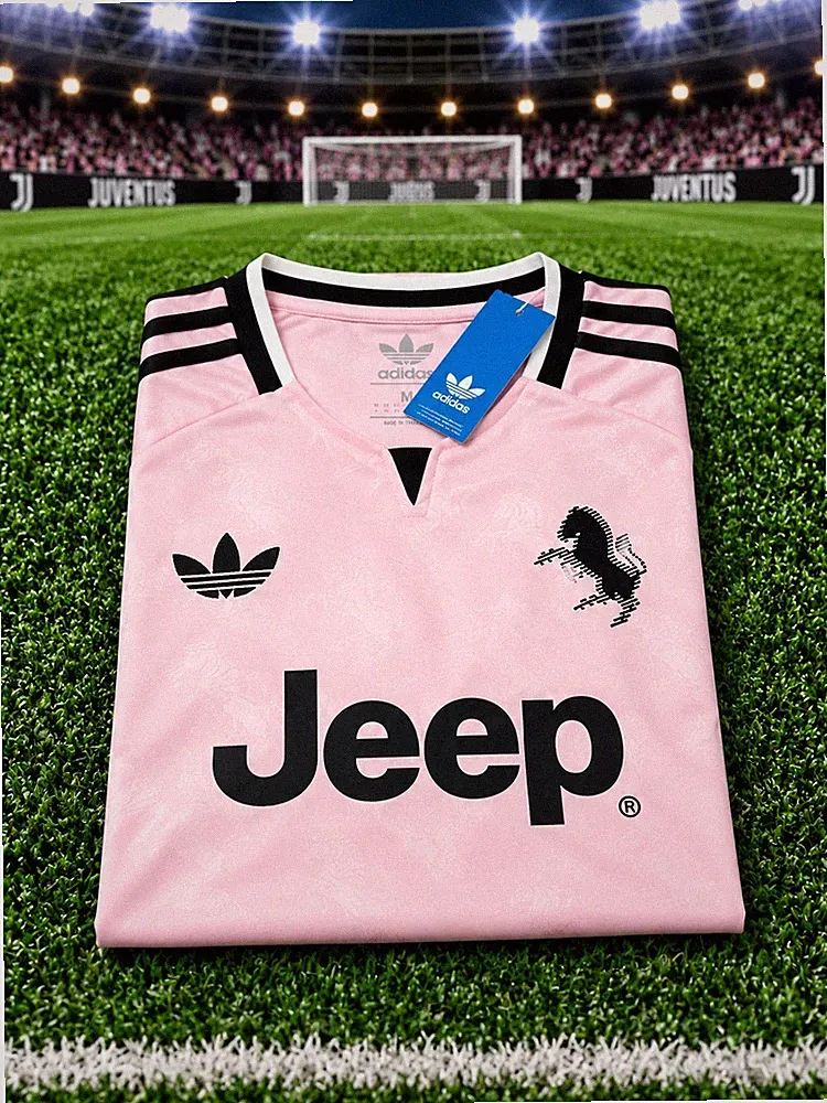 Juventus Pink Jersey Size Small Men's