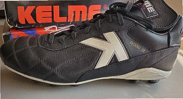 Kelme BLACK - Soccer Cleats Futbal Boots Mens US 7.5 Trueno JNR