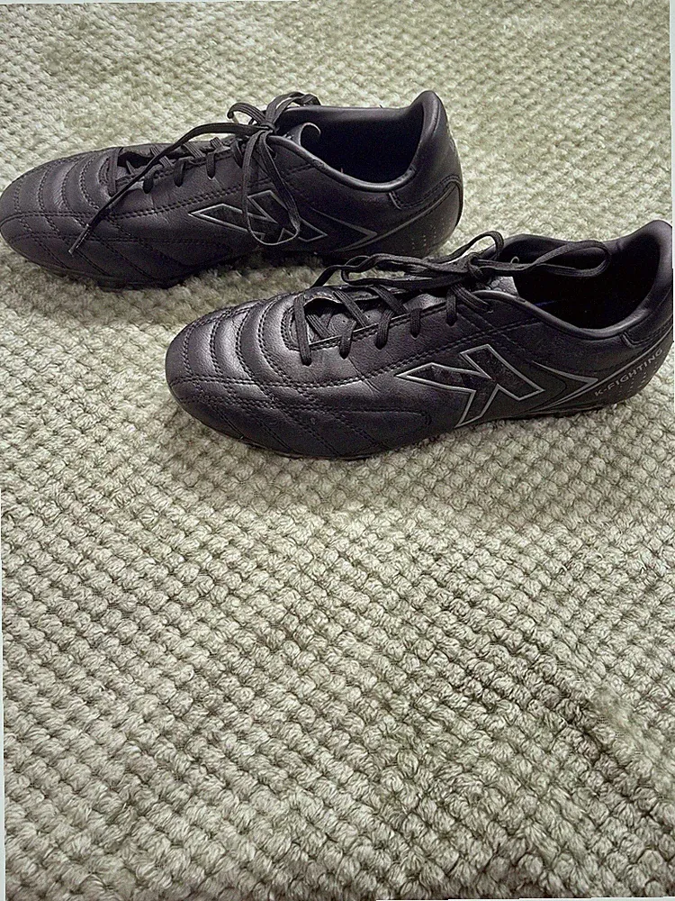 Kelme K-Fighting AG/FG Soccer Cleat Black. Size 8 Perfect Condition. Barely Worn