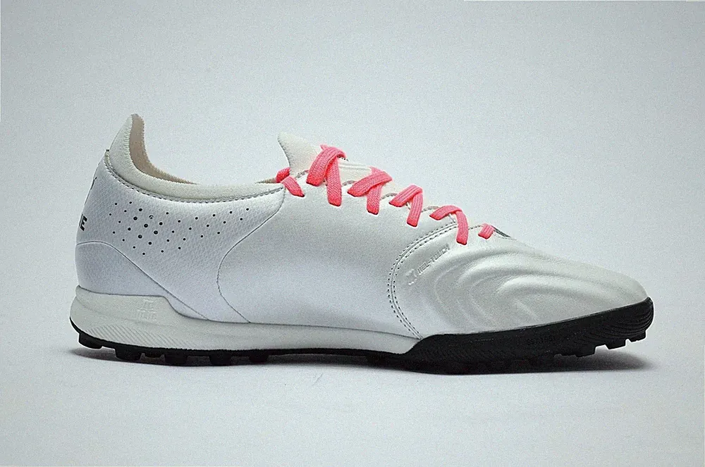 KELME Kangaroo Leather Turf Soccer Shoes - FG Pro K-Leather Soccer Cleats