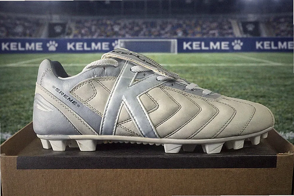 soccer cleats boys