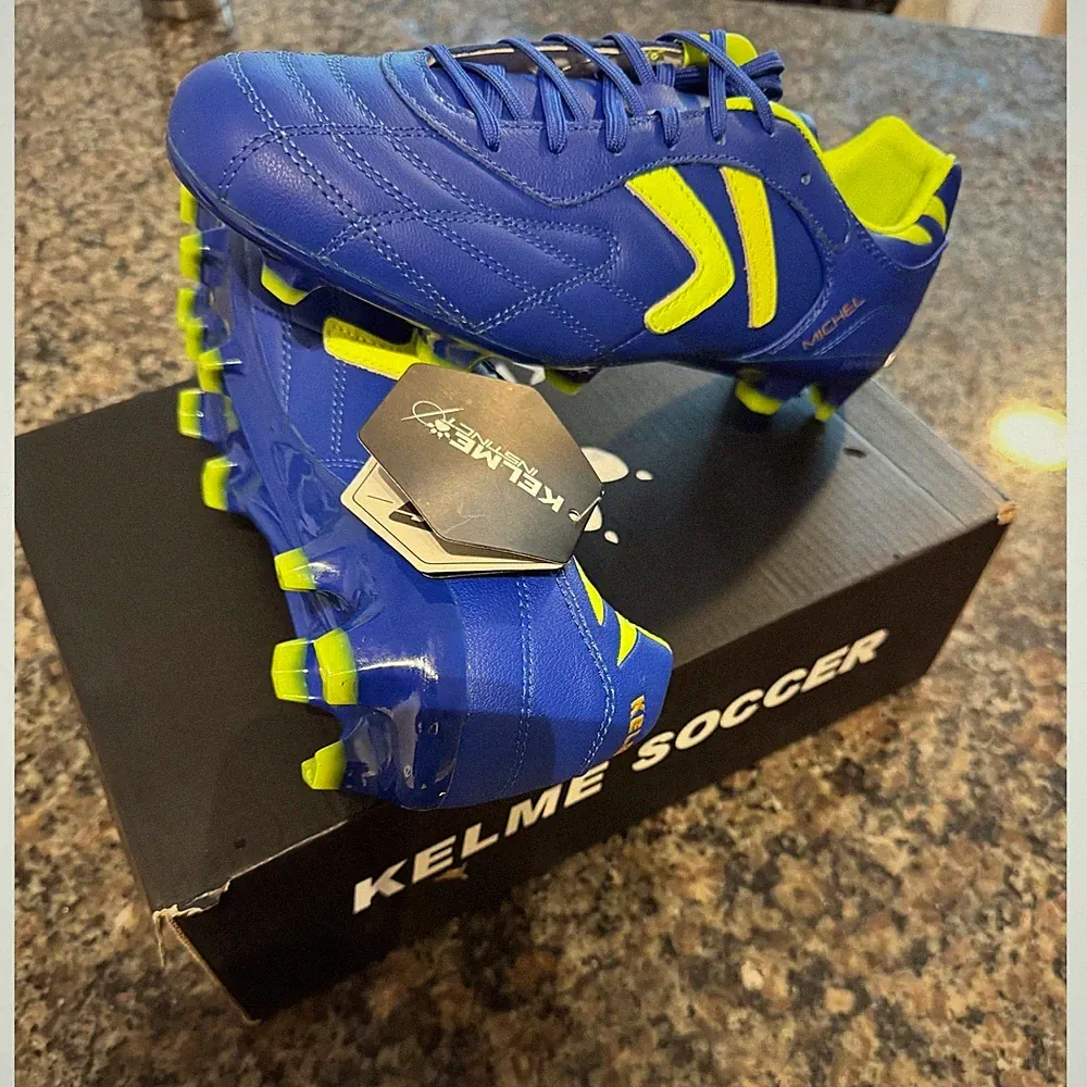 Kelme Michel Soccer Cleats Mens 7 Blue Neon Yellow Firm Ground FG Shoes New