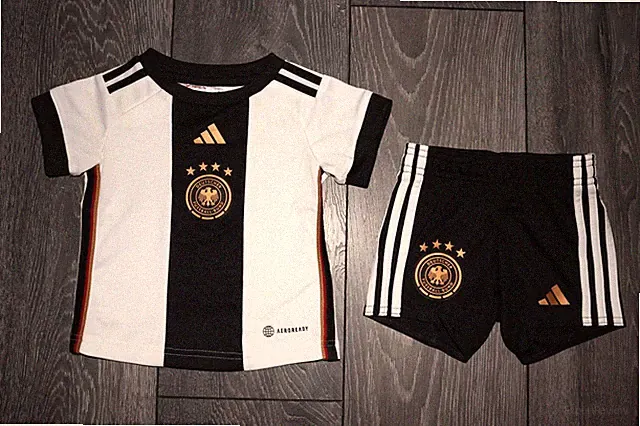KIDS 6-9 MONTHS BABY GERMANY JERSEY SHORTS KIT 2022 2023 HOME FOOTBALL SHIRT