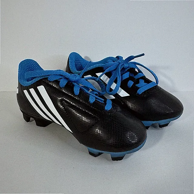 Kids Adidas Soccer Cleats 10.5K Boys Blue/Black Gentle Used SEE PICS