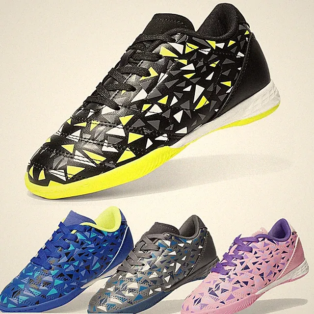 Kids Boys Girls Soccer Shoes Youth Indoor Soccer Cleats Lace Up Football Shoes