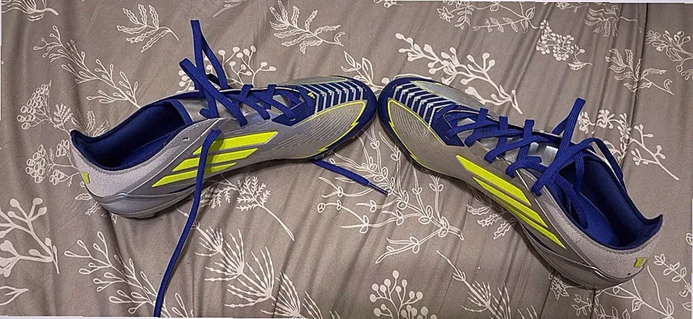 Kids Brand New Never Used ADIDAS Messi Soccer Cleats Size 7youth