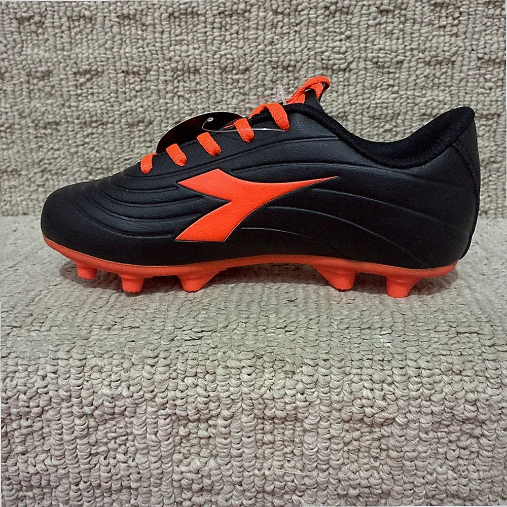 Kids Cleats Size 2y