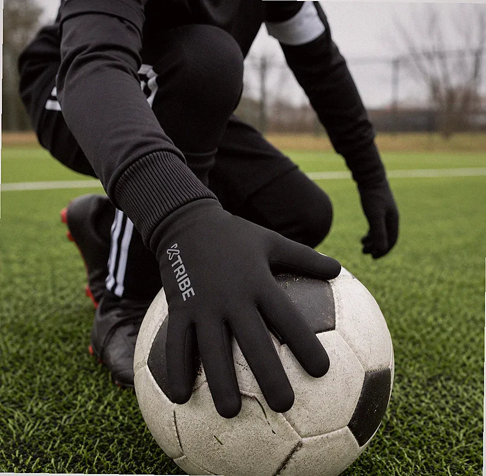 Kids Football Gloves Thermal Grip Waterproof Boys Girls Junior Sports Age 5-14