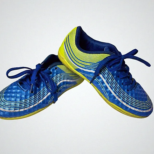 Kids Indoor Soccer Shoes Blue Neon Yellow Futsal Sneakers Youth Size 13