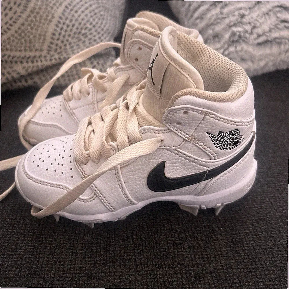 Kids Jordan 1 Cleats 10C