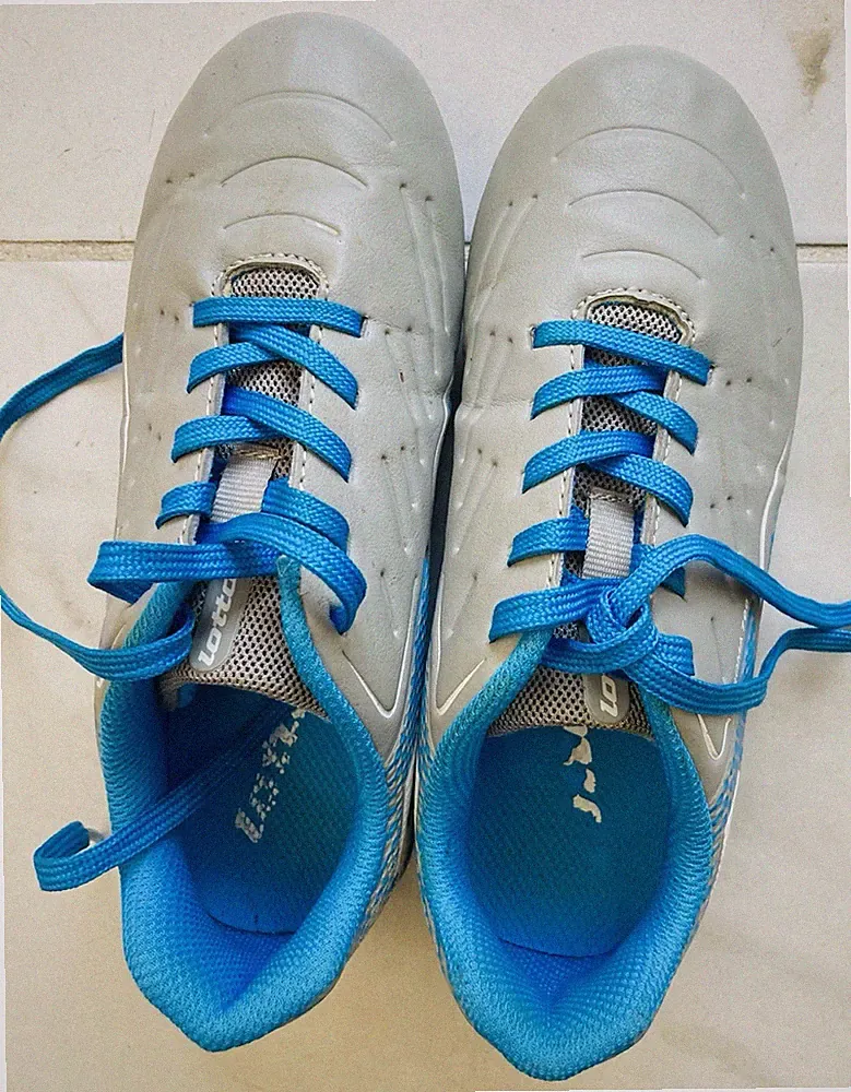 Kids Lotto Boys Blue And Grey Cleats Pre -Owned Good Condition
