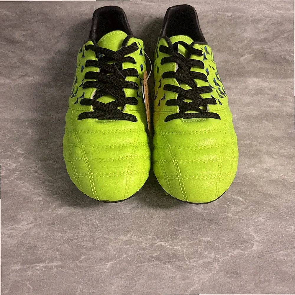 Kids Soccer Cleats DREAM PAIRS Light Flexible Athletic Shoes Studs Grip Boy SZ 2