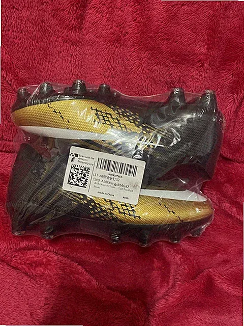 Kids Soccer Cleats/Turf football Boots Size 32 US 1 UNBRANDED