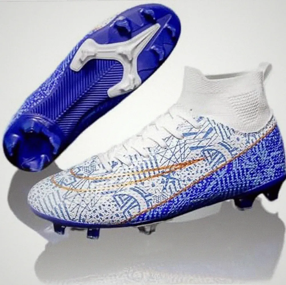 kids soccer cleats US size 11 Brand New Blue/White Euro Size 28