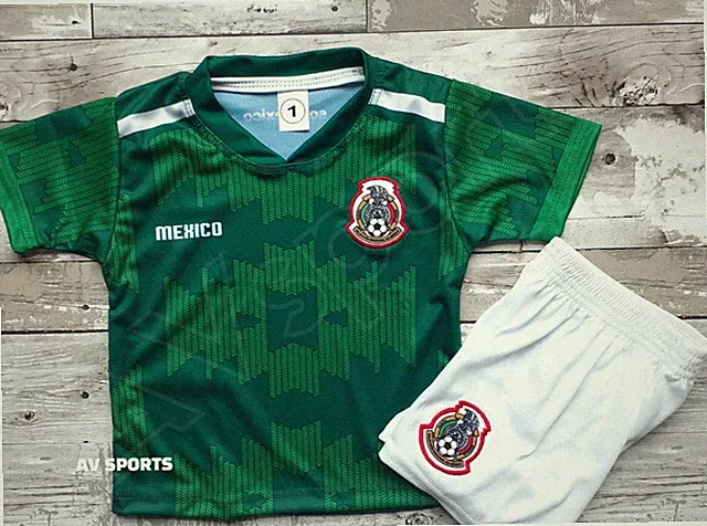 Kids Soccer Jersey Set Youth Football Shirt Shorts Outfit Boys Girls