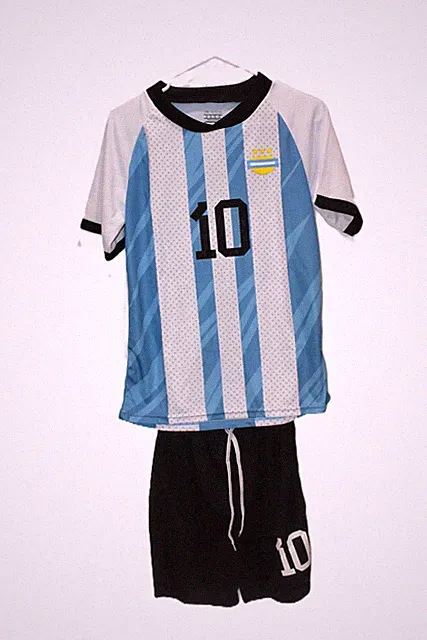 Kids Unisex Soccer Jersey Shirt & Shorts Set Size 12-13 Youth Athletic Outfit