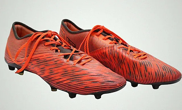 KIPSTA Sneakers Men's UK 10.5 / EU 45 Soccer Football Boots Cleats