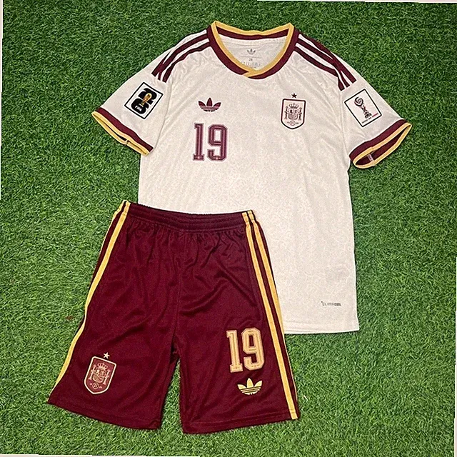 Lamine Yamal #19 Spain Kids Home Soccer Jersey Kit Boys Girls Youth Fan Jersey