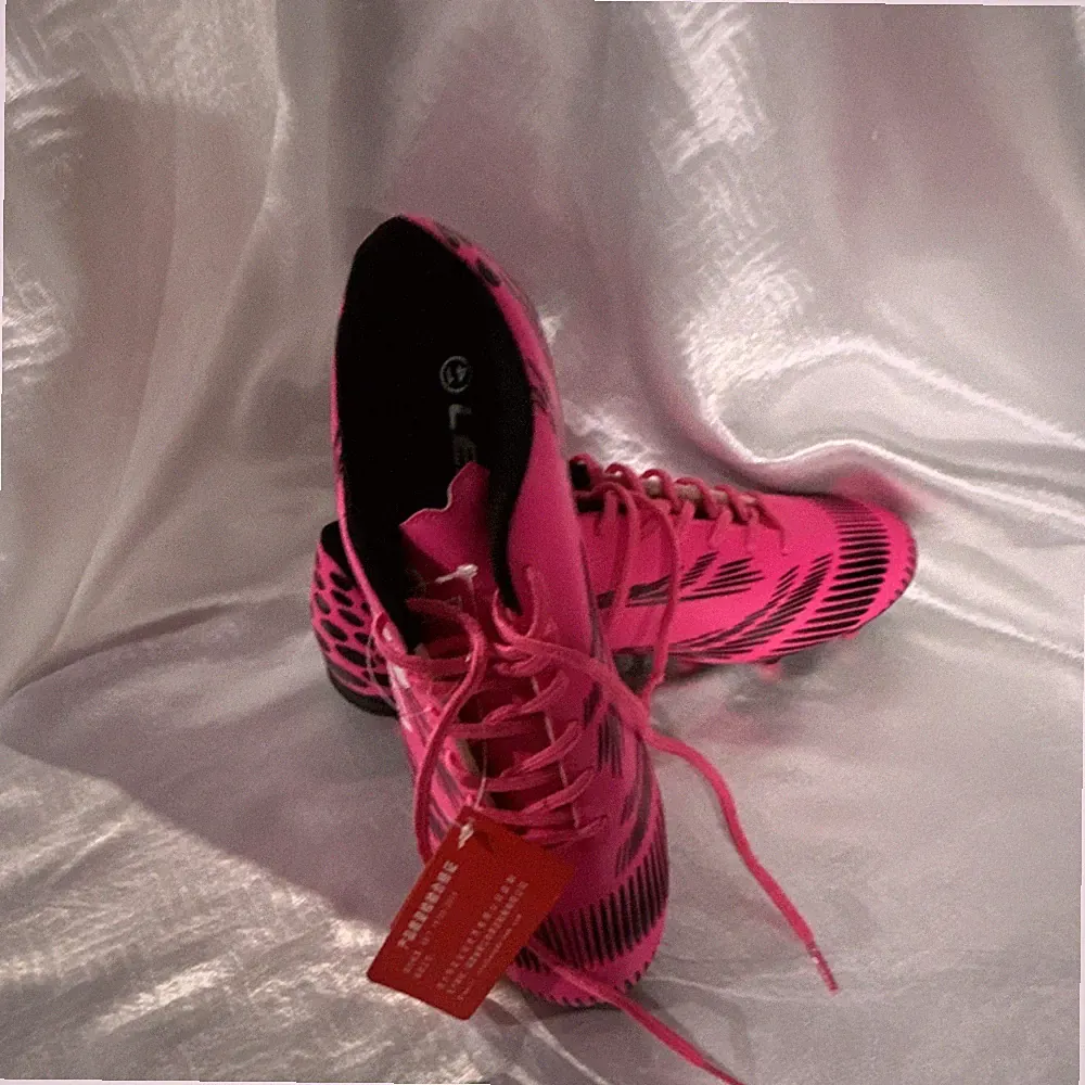 LEDCI Pink Striped Plastic Cleats Lace Up Men's Soccer Athletic Shoes