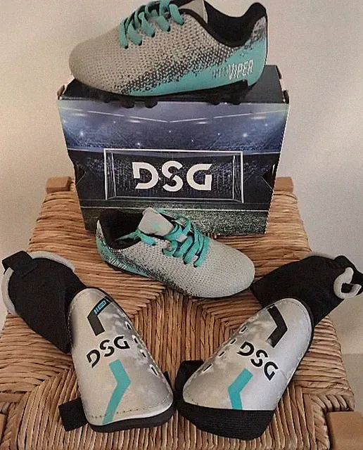 Little Girl's Size 8 K DSG Dicks Sporting Goods Teal Speed Viper Soccer Cleats S