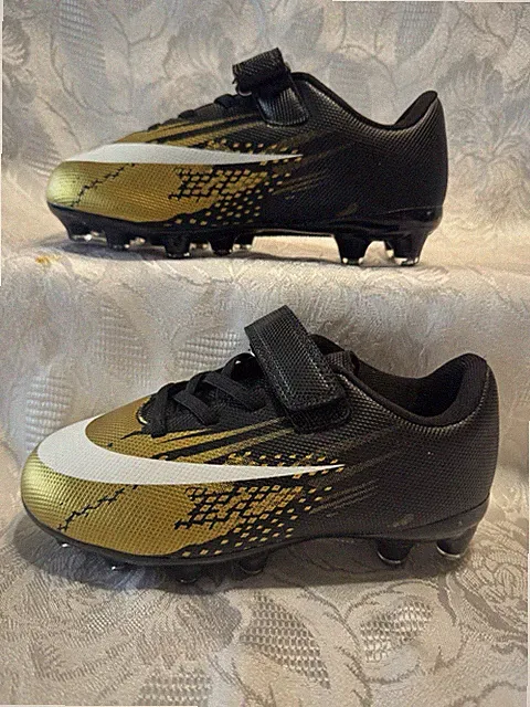 Little Kids Soccer Cleats Indoors Sz 13.5