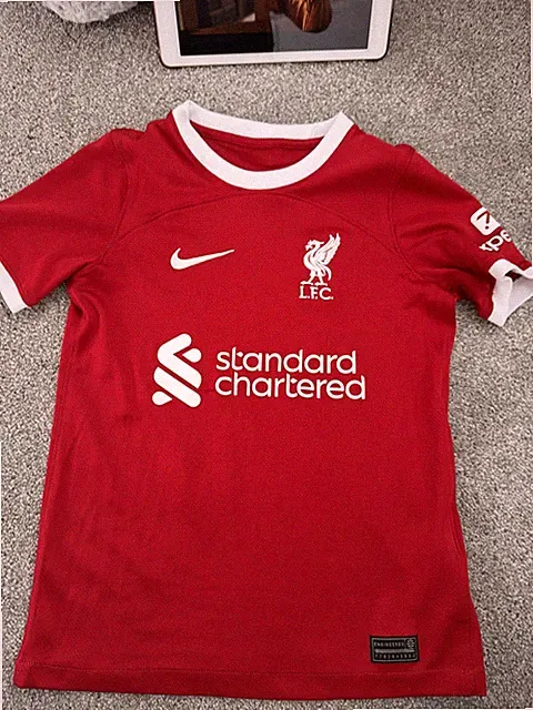 Liverpool Nike Salah Jersey Size Small Kids