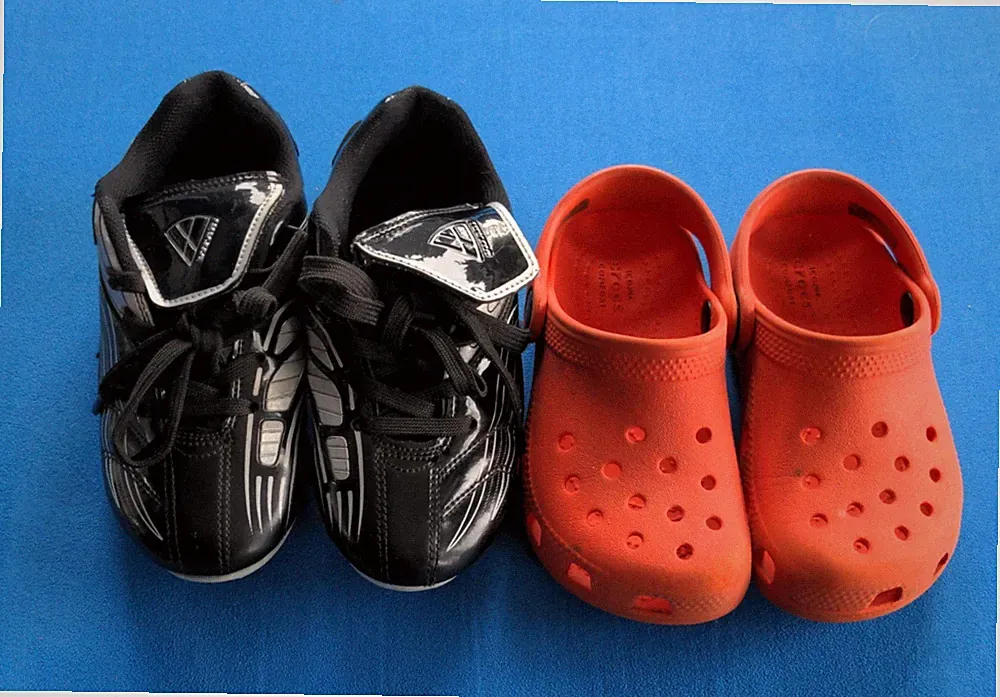 Lot Of 2 Size 9 Toddler Preschooler Summer Shoes Cros Soccer Cleats Boys Girls