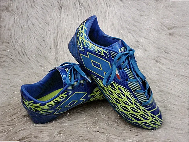 LOTTO Forza II Jr Blue Green Soccer Cleats Size 5