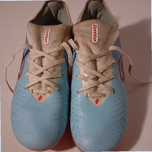 Lotto Light Blue White Red Soccer Cleats Plastic Lace Up Synthetic Low Top
