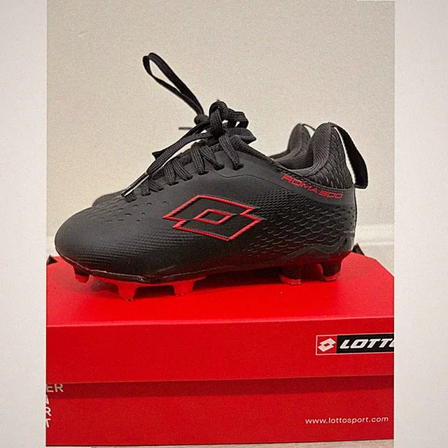 Lotto Roma 500 Kids Soccer Cleats Black Red Firm Ground Size 10K & DSG Shin Pads