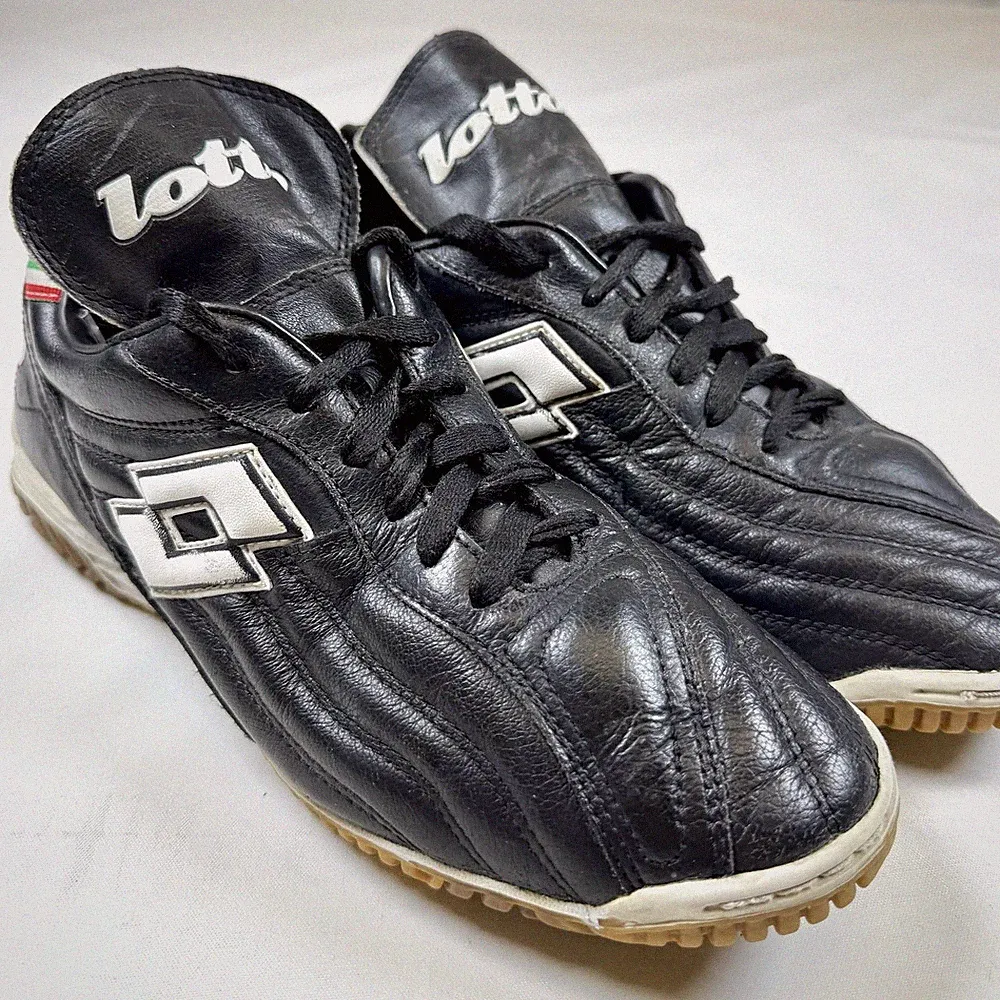 Lotto SEC 3940EL Indoor Turf Soccer Shoes Mens Size 7.5 Black Leather Italy