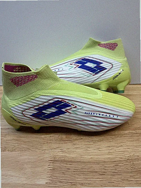 Lotto Solista 100 VIII FG Soccer Cleats Unisex - Men 9.5- Women 10.5 MSRP $210