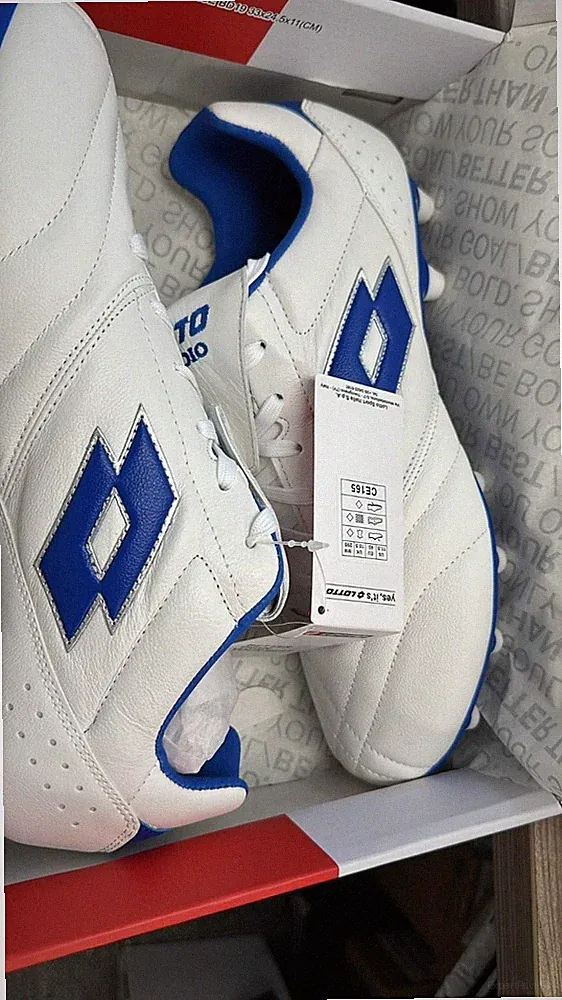 soccer cleats leather