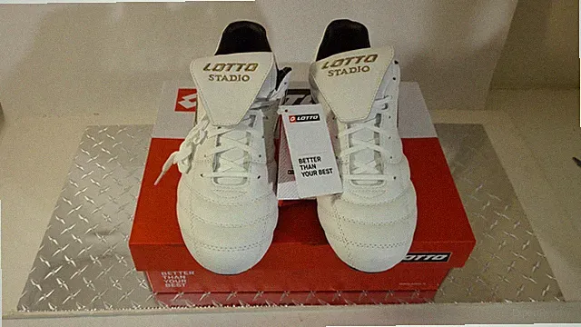 Lotto Stadio 200 IV FG Soccer Cleats White Gold Men US 8.5 EU 41 Firm Ground NEW
