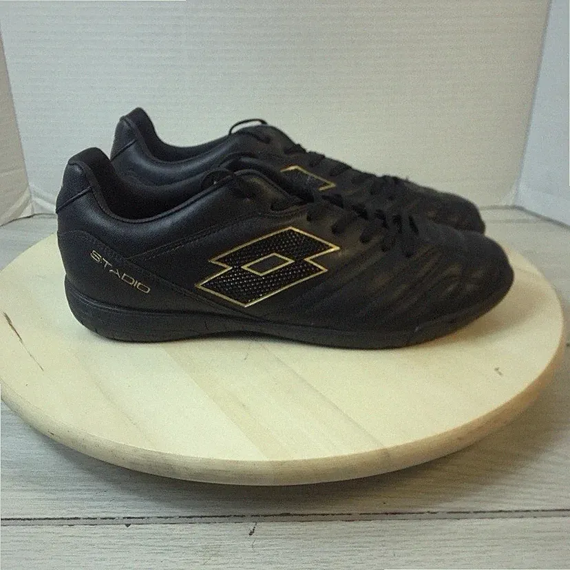 lotto stadio 705 Indoor soccer cleats Shoes Style Sneaker Black Sz 7.5 Men’s
