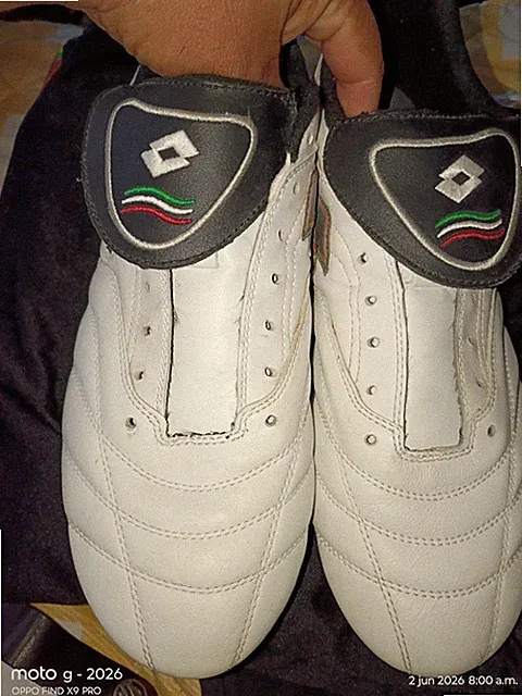 Lotto Stadio Soccer Cleats White Men’s Size 10