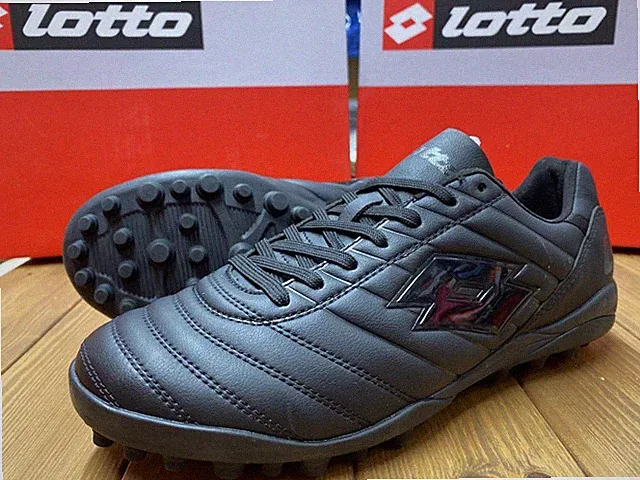 Lotto Studio JP Turf 4E Soccer Training Shoes 25cm, Microfiber, Used