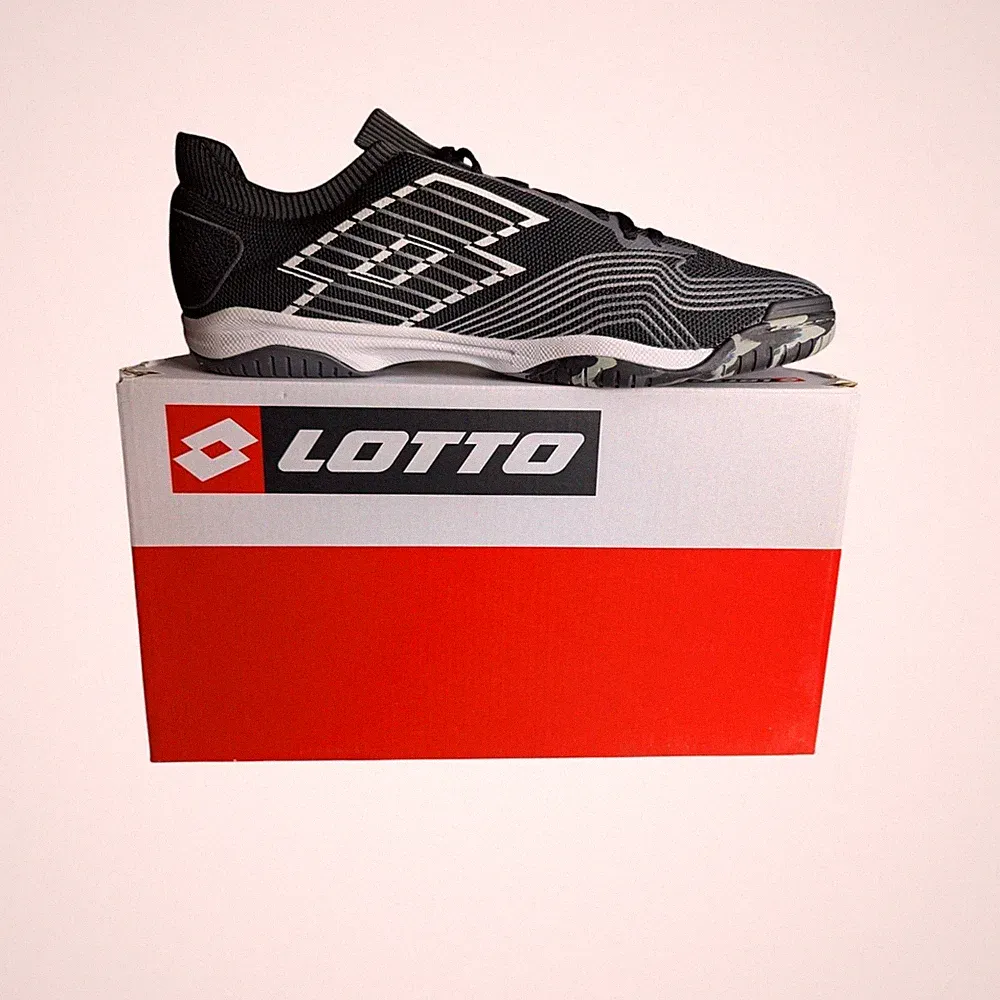 Lotto Tacto 250 ID Men's Size 10.5 Indoor Soccer Shoes 216457-5SW Black/White