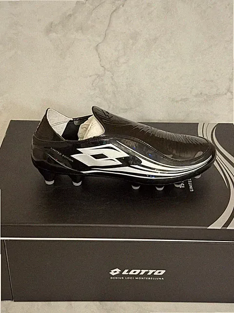 Lotto Zhero Gravity OG 50th Anniversary Limited Edition Soccer Cleats Size 9 US
