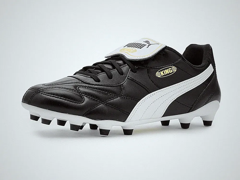 Medium Soccer Cleats