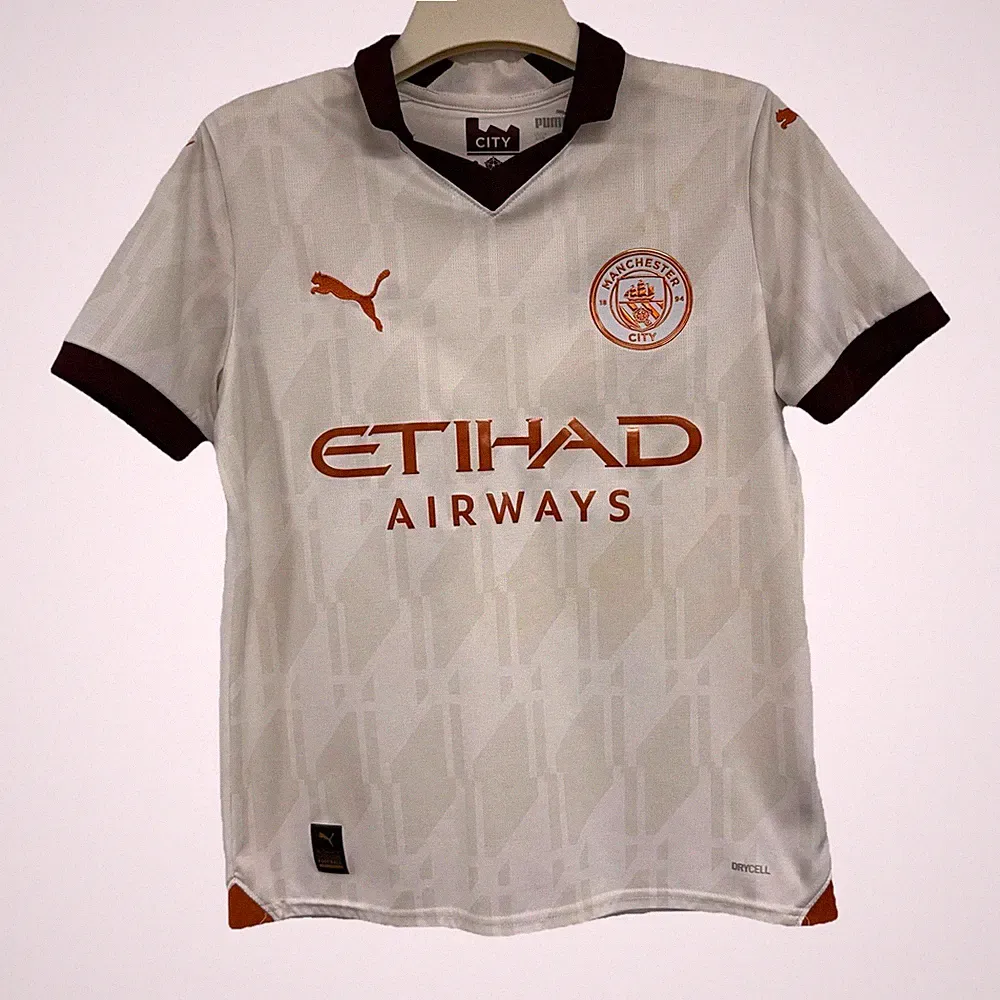 Manchester City Youth L Soccer Football Jersey Shirt Cream Brown Alvarez *Flaw