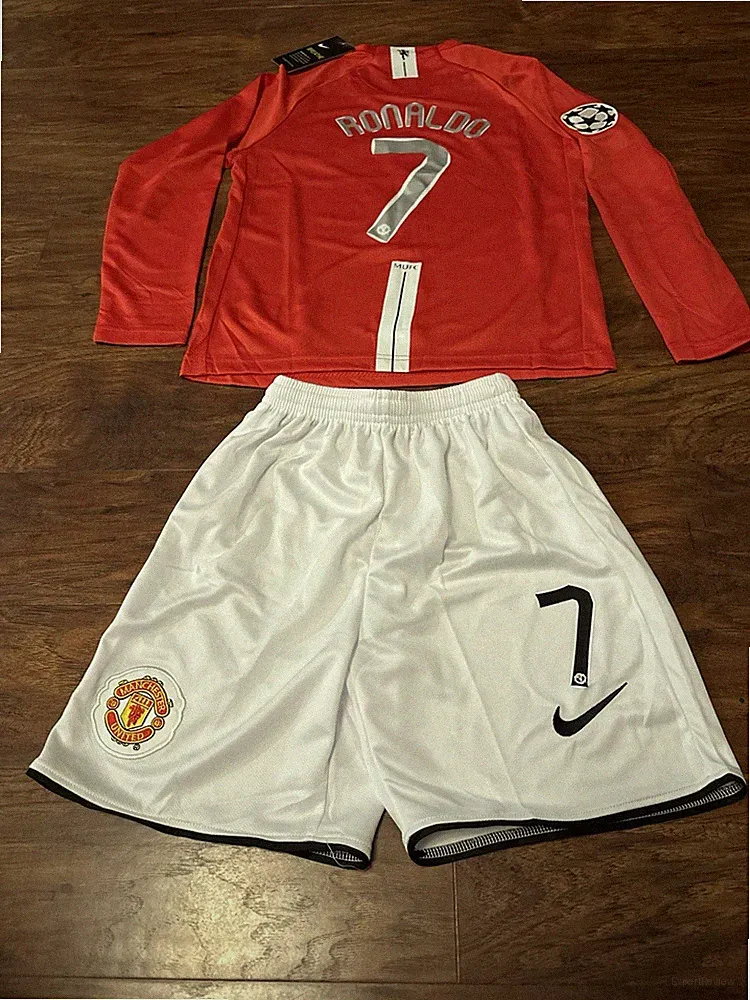 Manchester United Soccer Jersey Size XS 4-5 Years For Kids Cr7 BRAND NEW